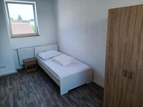 Monteur- und Arbeiterunterkunft Hebelstraße